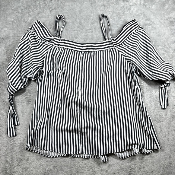 Miss Lili 2X Striped Off Shoulder Button Front Blouse Black White Tie Sleeve - Picture 5 of 10